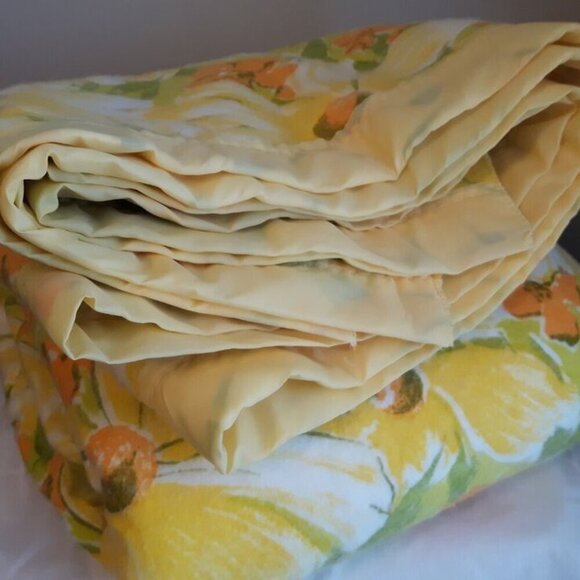 VTG Thermal blanket Satin nylon binding Bold Floral Yellow Country Shabby Chic - Picture 6 of 11